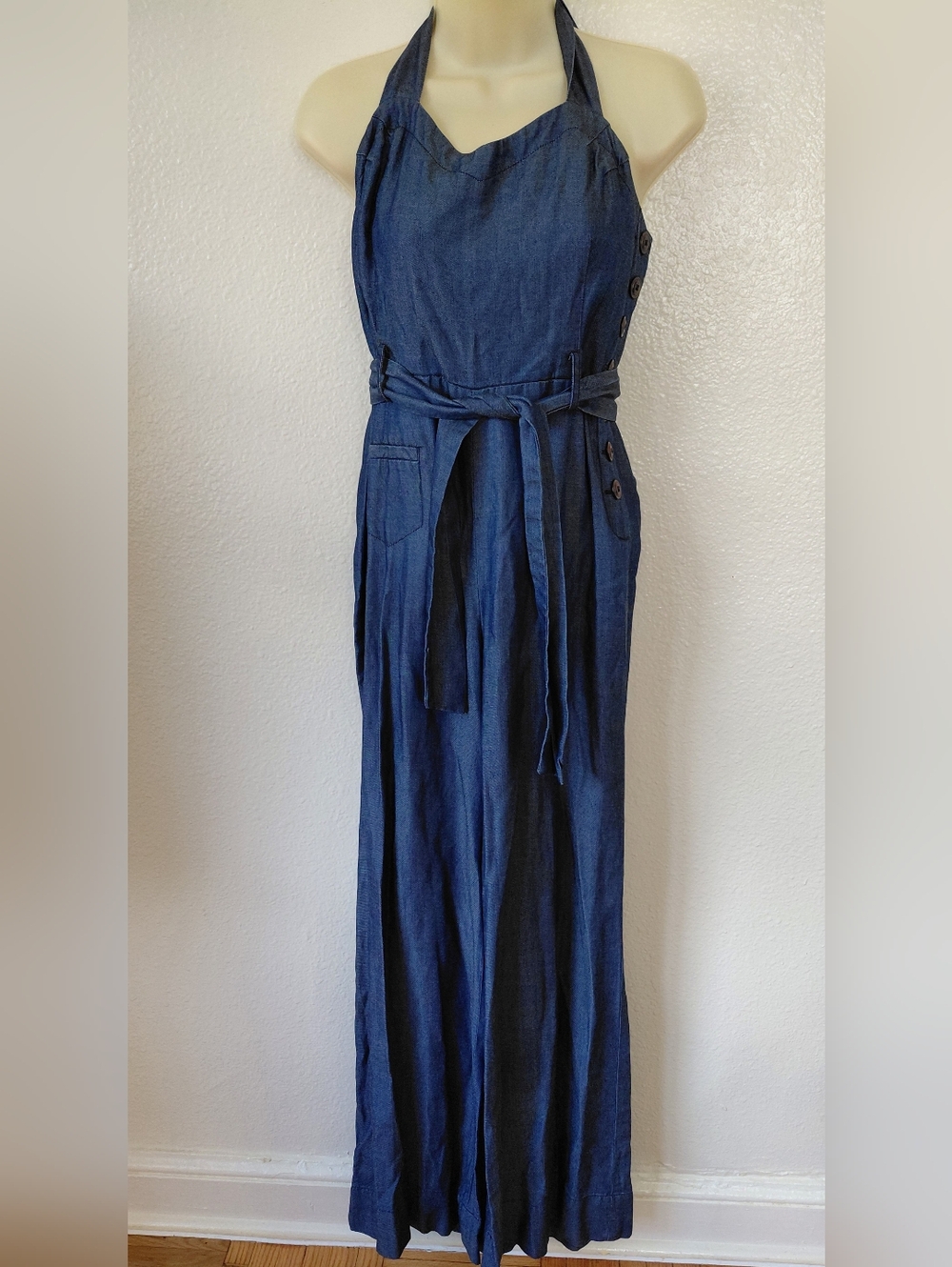 ELEVENSES- By Anthropologie Women's  Sz 6 Denim Look Halter Jumpsuit Blue, Flare - Picture 2 of 12